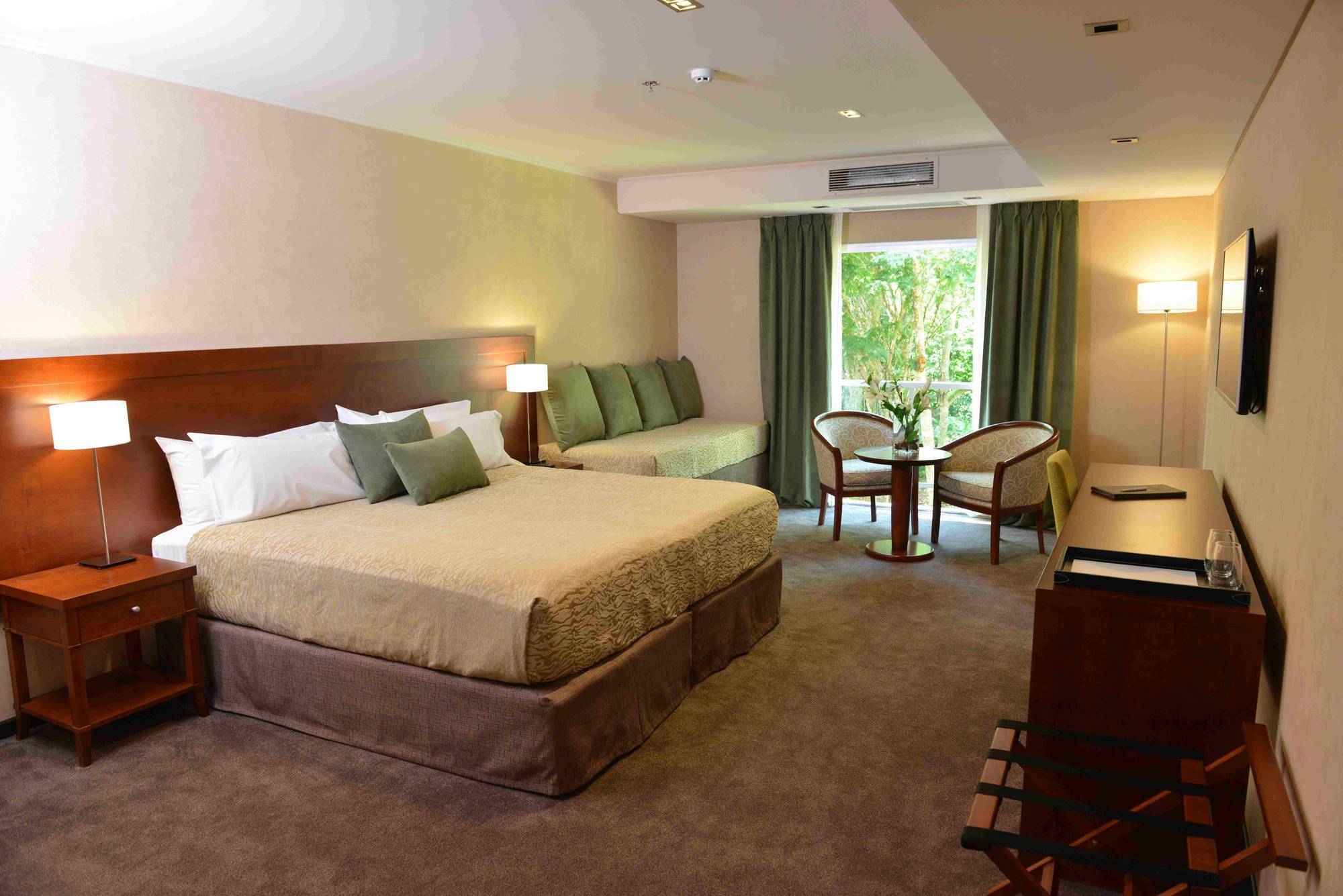 Falls Iguazu & Hotel